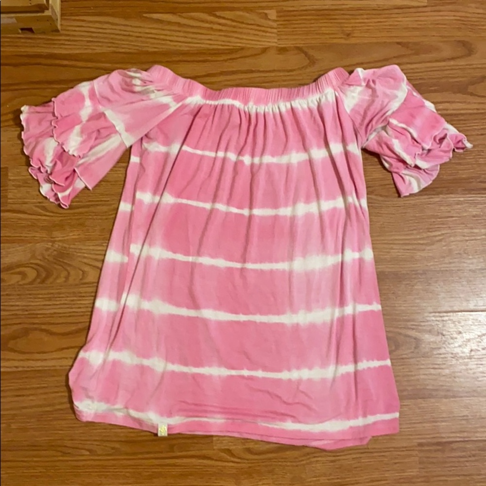 Off the shoulder simply southern tie dye top!